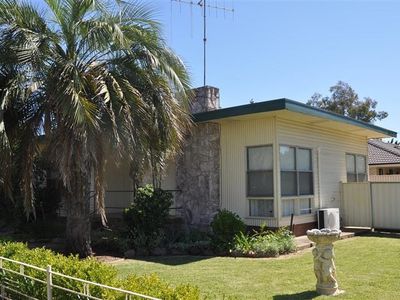 23 Prince Street, Forbes