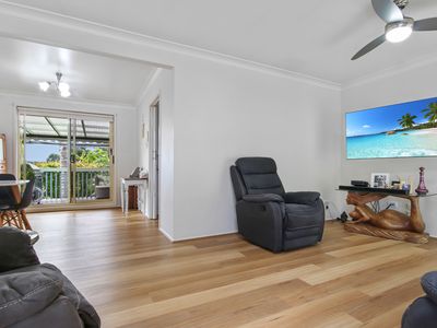 42 Mummaga Lake Drive, Dalmeny