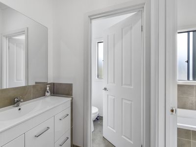 11 Corigliano Street, Beachport