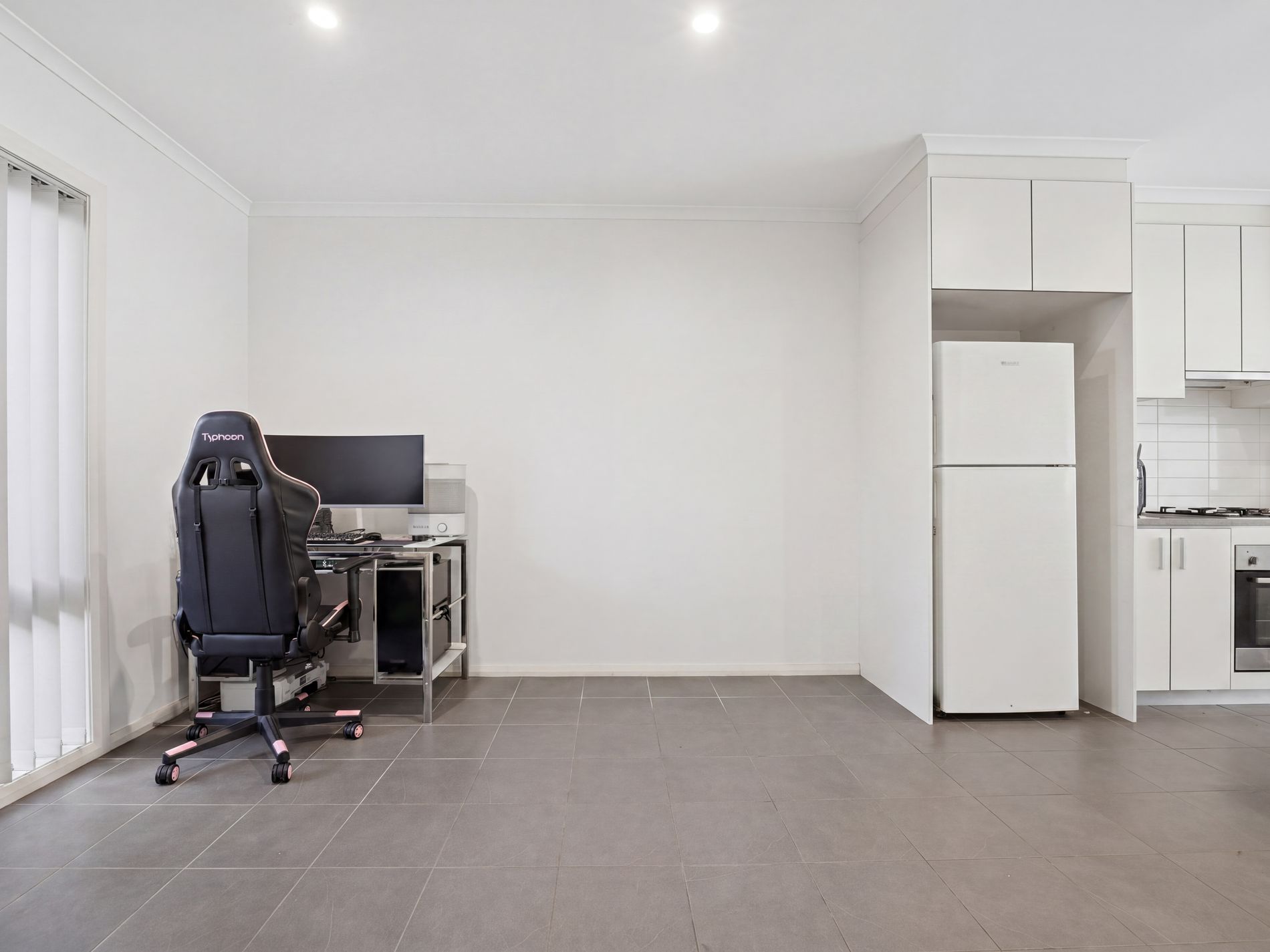 4 / 2 Mcintosh Street, Queanbeyan