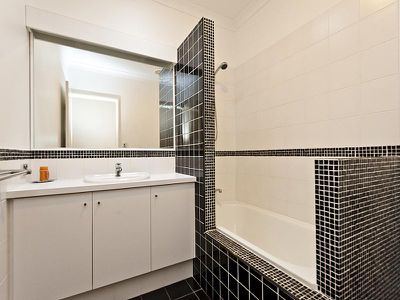 42 Mere View Way, Subiaco