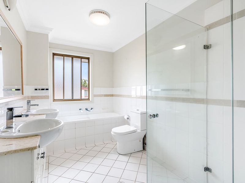 4 / 3 Cavalry Grove, Glenwood