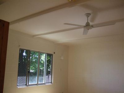 1 / 10 Howard Street, Cooktown