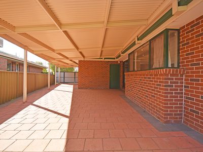 15 Websdale Drive, Dubbo