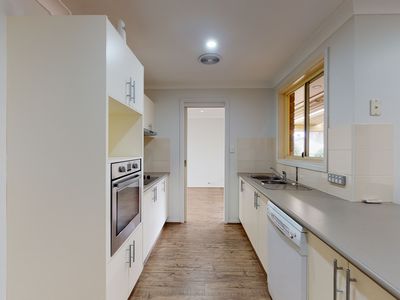 8 Silkwood Close, Dubbo