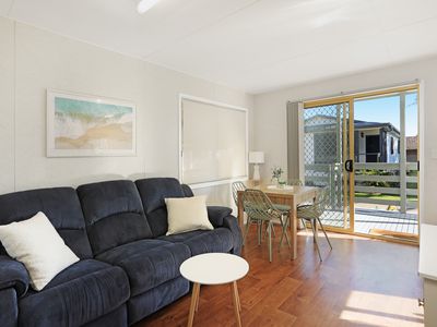 2 / 140-146 Windang Road, Windang