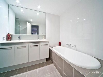 206/2 Oldfield Street, Burswood