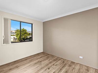 1 / 9 College Avenue, Oak Flats