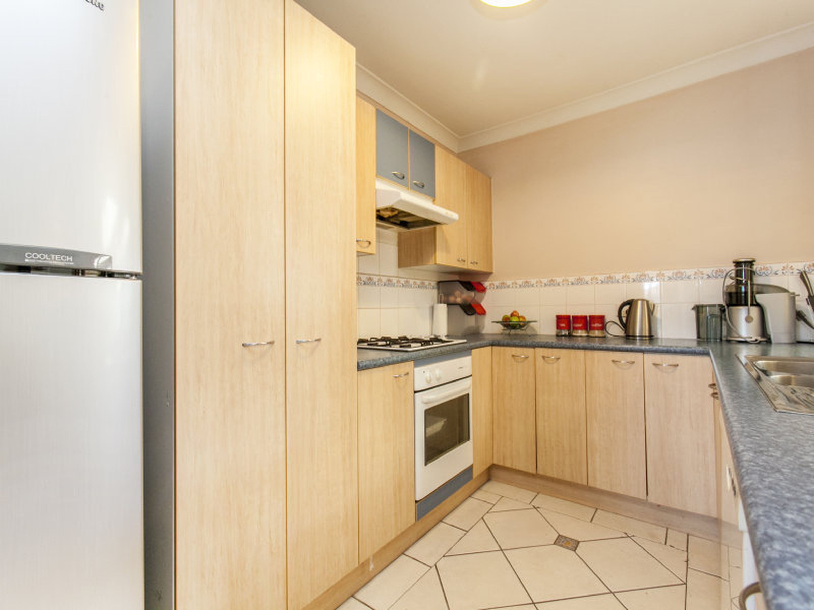 8 Laguna Drive, GLENMORE PARK