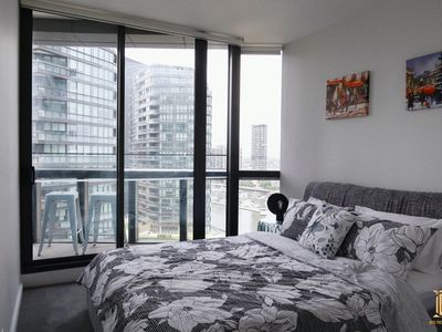 1403N / 889 Collins Street, Docklands