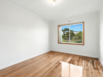 24 Heemskirk Street, Warrane