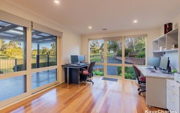 26 Bourkes Creek Road, Pakenham Upper