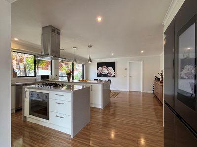 41 Curlew Point Drive, Patterson Lakes