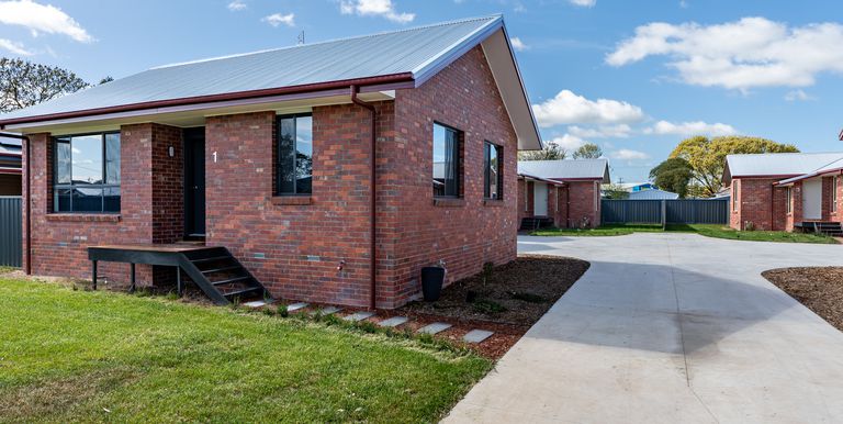 9 - 11 Palmer Avenue, Euroa