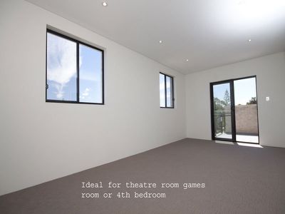 14 Wharf Street, Tuncurry