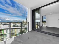 1704 / 10 Trinity Street, Fortitude Valley