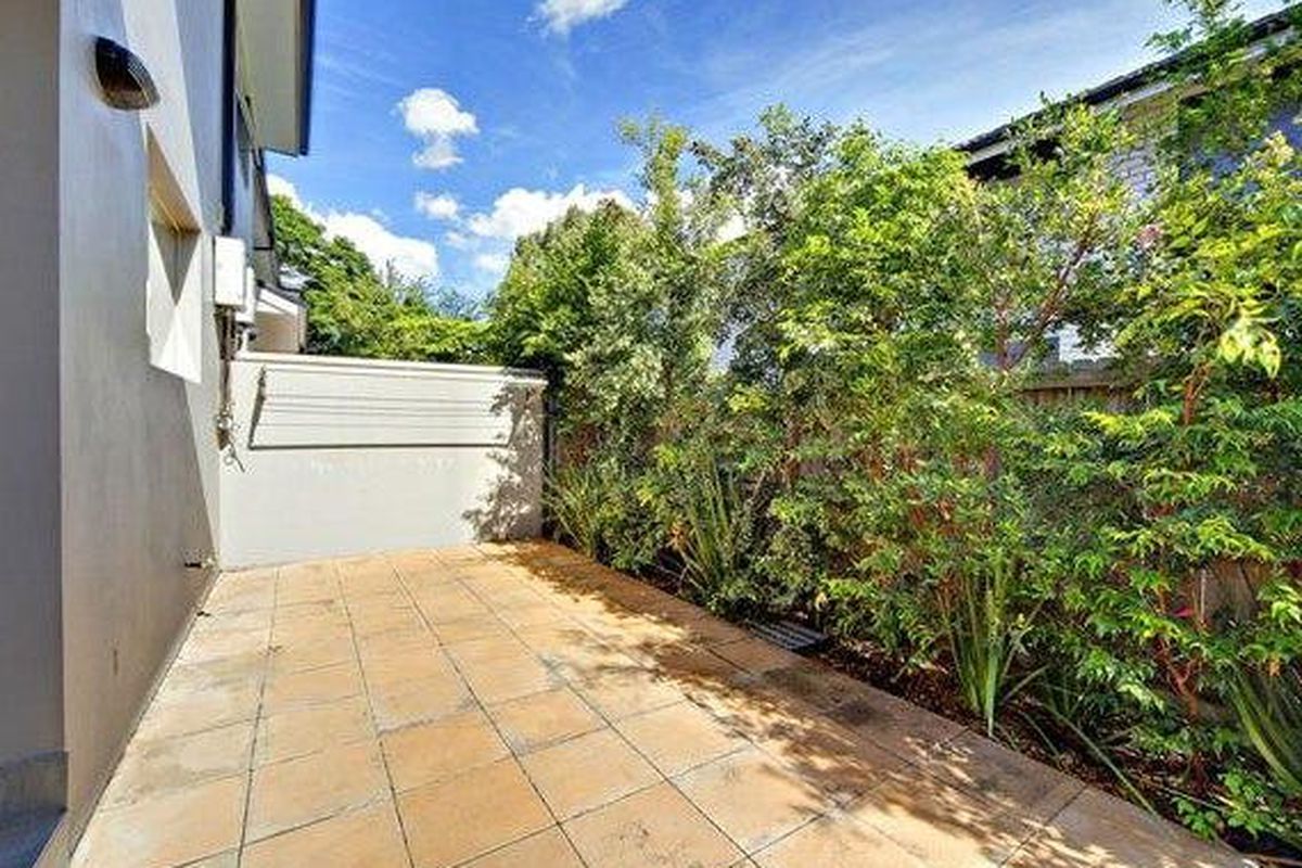 2 / 10 Napier Street, North Strathfield