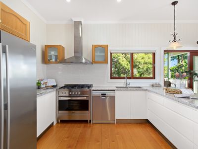 19 Eleventh Avenue, Kedron