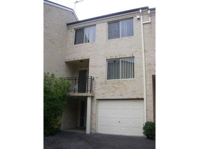 4 / 49 Gipps Street, North Wollongong