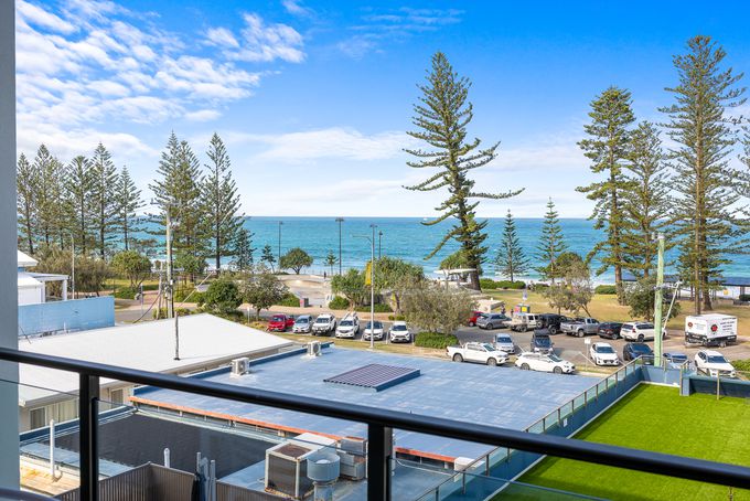 12 / 156 Alexandra Parade, Alexandra Headland