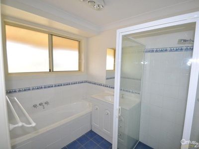 25R Debeaufort Drive, Dubbo