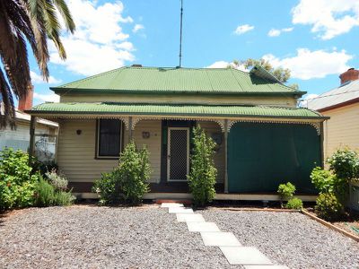 4 Alexandra Avenue, Kerang