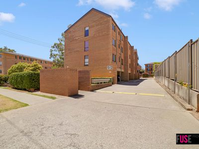 17 / 10 King Street, Crestwood