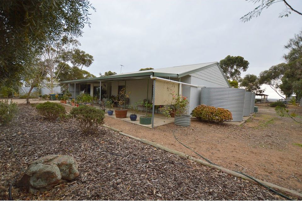 17060 Karoonda Highway, Murray Bridge East CE Property Group