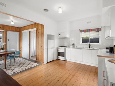 11A Barnfather Street, Thomson