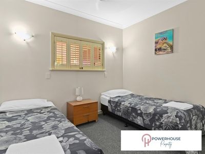 18 / 233-237 Esplanade, Cairns North