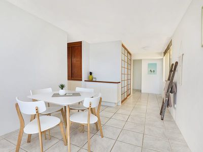 2 / 4 Marina Walk, Alexandra Headland