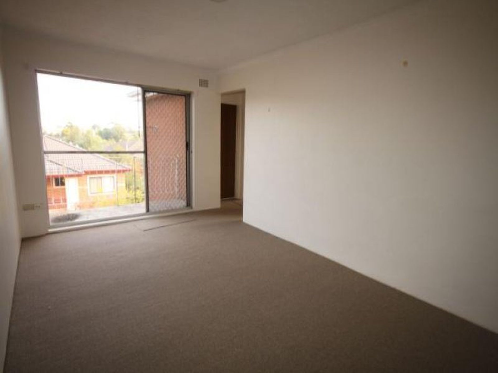 11 / 77 Denman Avenue, Wiley Park