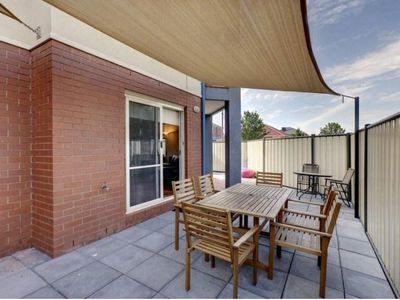 4 / 4 Landers Court, Caroline Springs