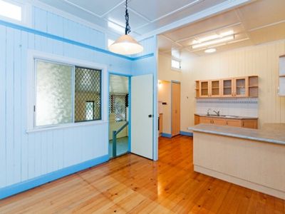 38 Gledson Street, North Booval