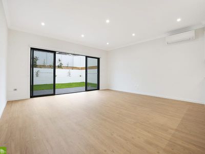 10 Araluen Terrace, Tullimbar