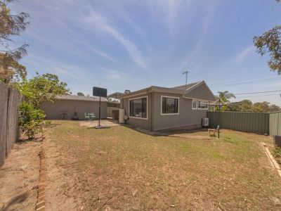 29 Hillview Parade, Lurnea