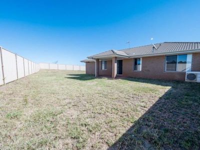 37 Frangipani Drive, Kingaroy