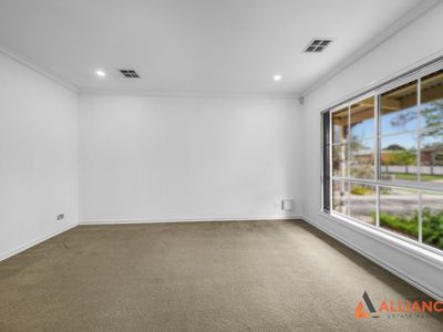1 / 27 Northern Crescent, Craigieburn