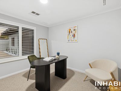 10 Golding Street, Dianella