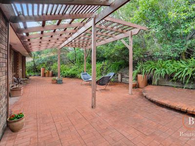 5 Melville Drive, Greensborough