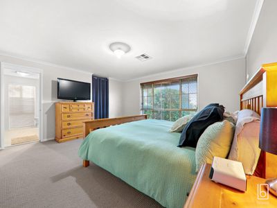 74 Mountain View Drive, Woongarrah