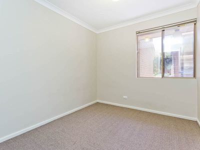 8/73 Dover Road, Scarborough