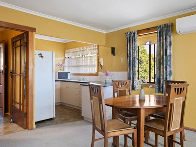 3 Beach Street, Lulworth
