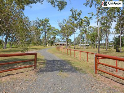 12 OAKES DRIVE, Burrum Heads