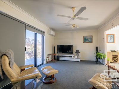2 Oxford Street, Glen Innes