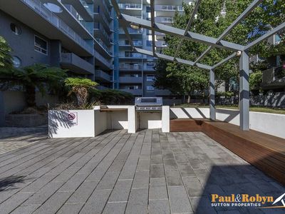 18 / 60 Lowanna Street, Braddon