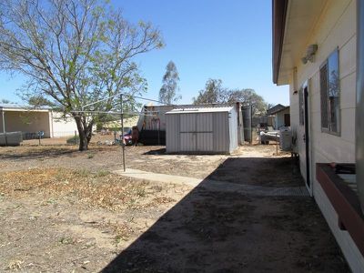 124 Wren street, Longreach