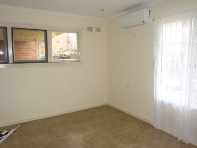 9 Gurnsey Street, Busby