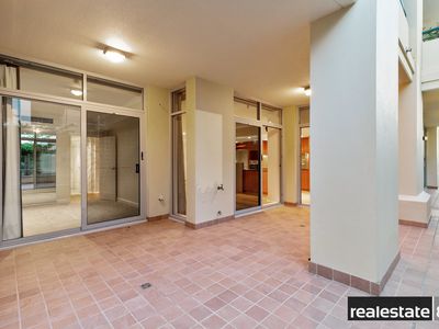 33 / 20 Royal Street, East Perth