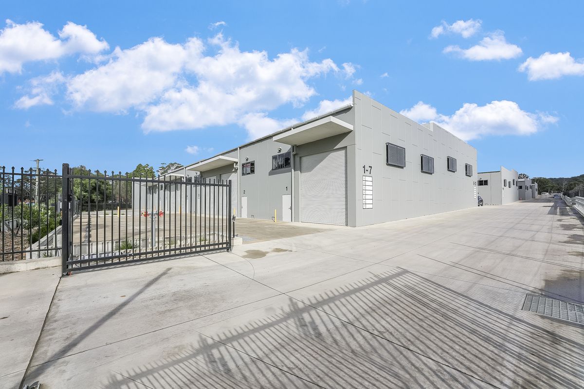 16 Drapers Road, Braemar